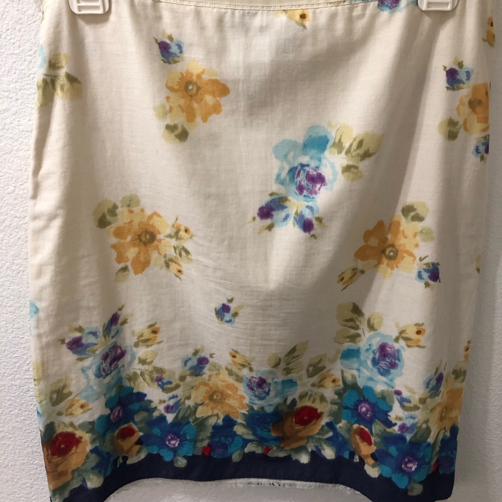 Lucky Brand floral cotton mini skirt size Large - great Easter Skirt